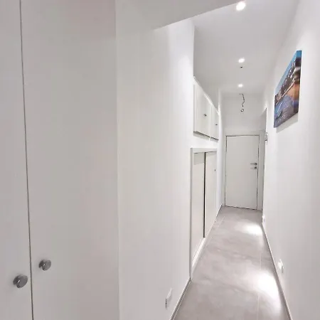 Tra Le Vie Del Borgo Nocleg ze śniadaniem