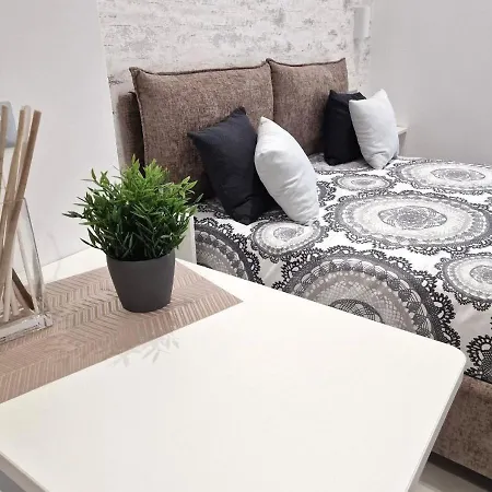 Bed & Breakfast Tra Le Vie Del Borgo