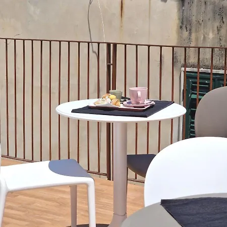 Tra Le Vie Del Borgo Bed & Breakfast *
